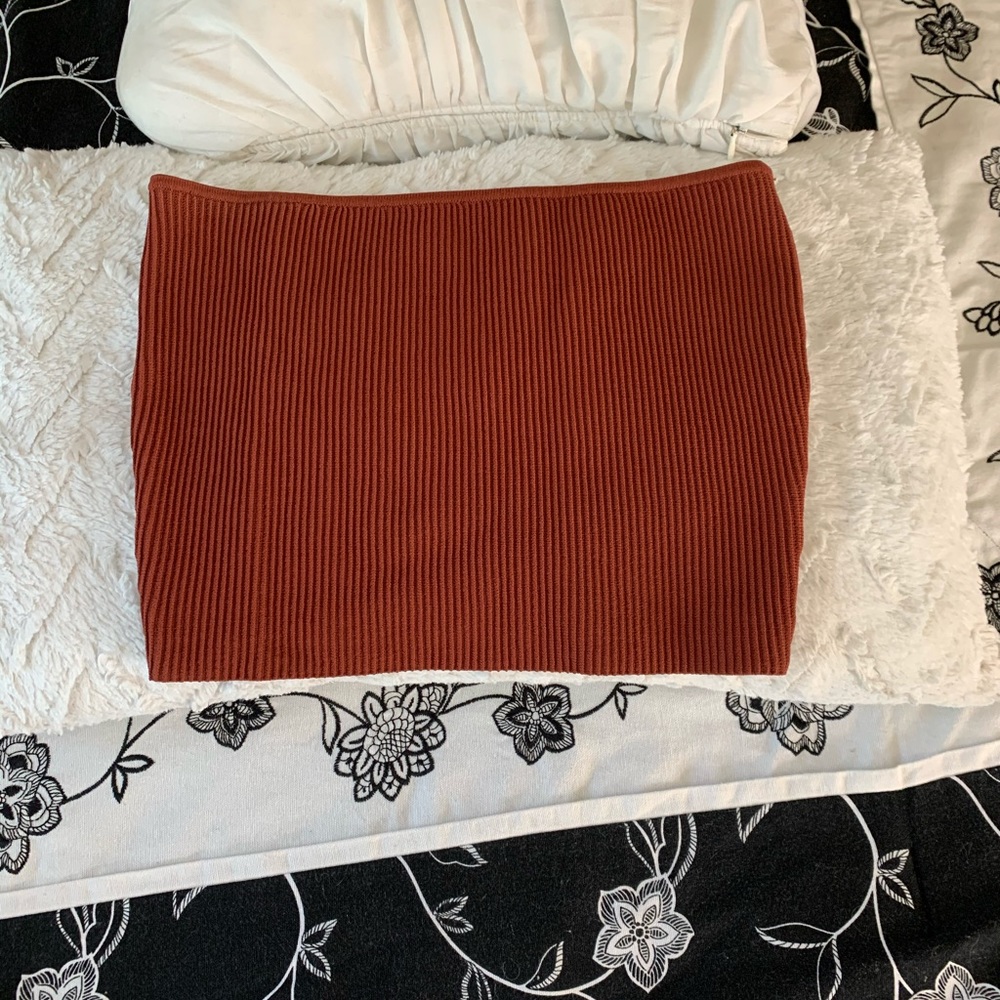 Ribbed tube top